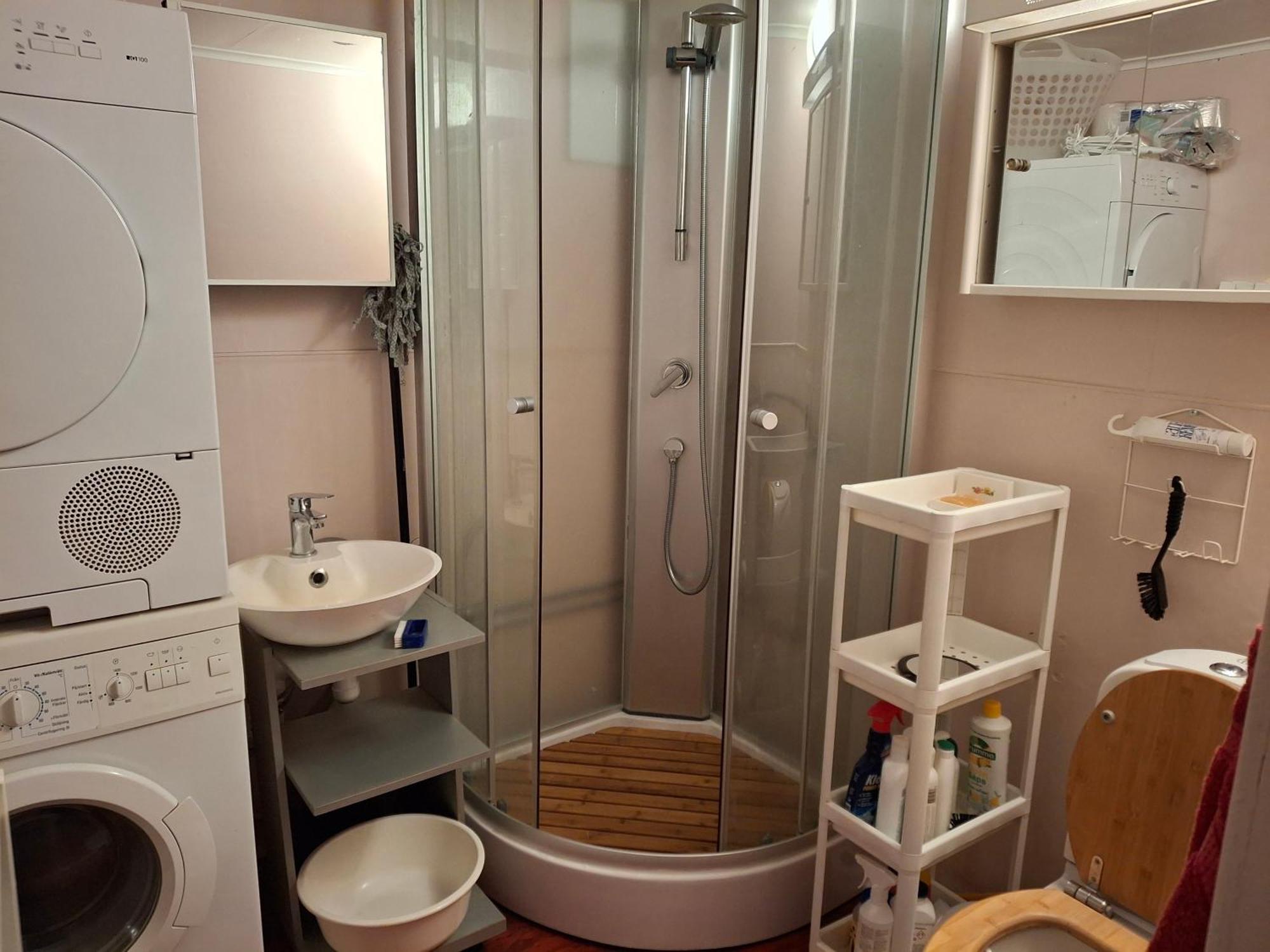 Charmigt Aeldre Hus, Laddbox 22 Kw, 5 Bil-Minuter Till Bad Stromstad Luaran gambar